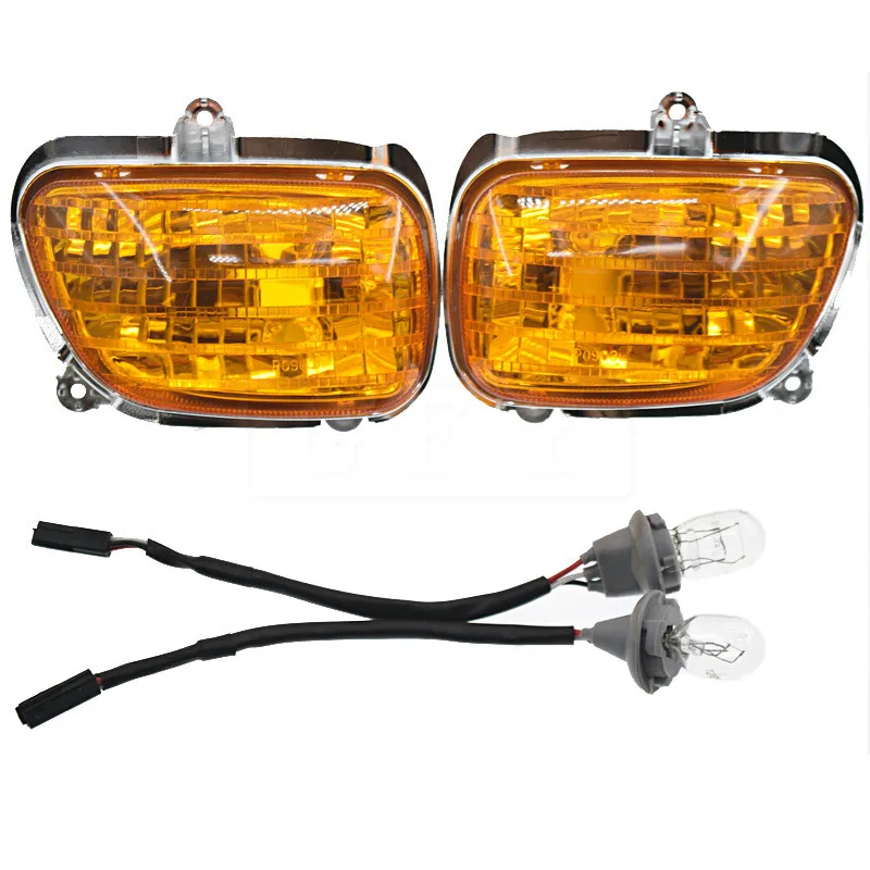 Front Side Turn Signal Lights For Honda Goldwing GL1800 2001 2002 2003 2004 2005 2006 2007 2008 2009 2010 20112012 2013 2014