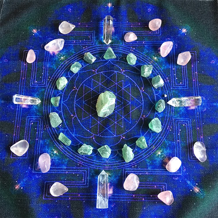 

45X45CM Mandala Energy Crystal Cloth Divination tablecloth board game altar Accessories Gaming Tarot oracle table cloth