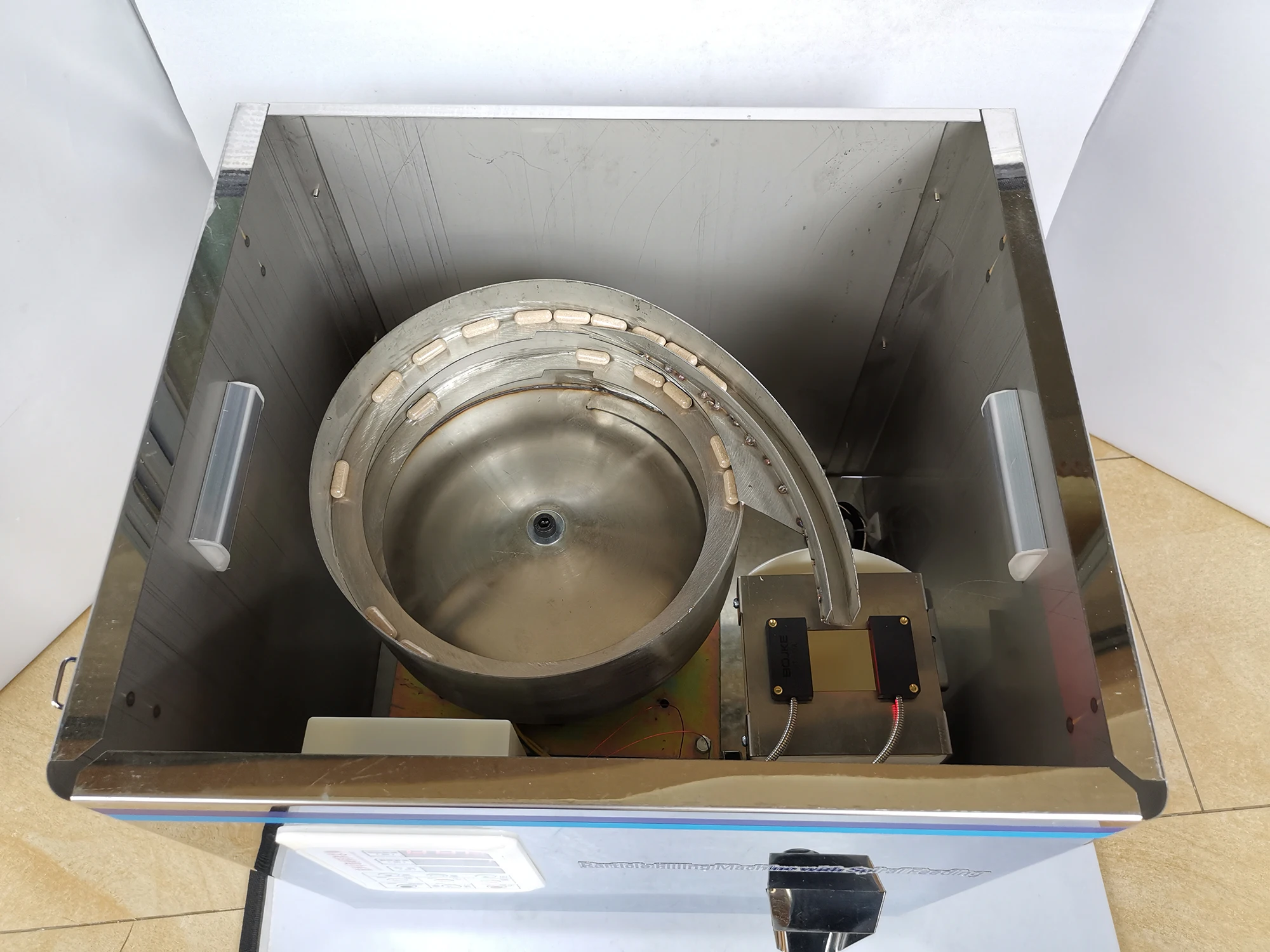 Автоматическая машина для подсчета и наполнения таблеток, капсул, винты, пластиковые детали, электронная фурнитура, автоматическая подсчетная машина