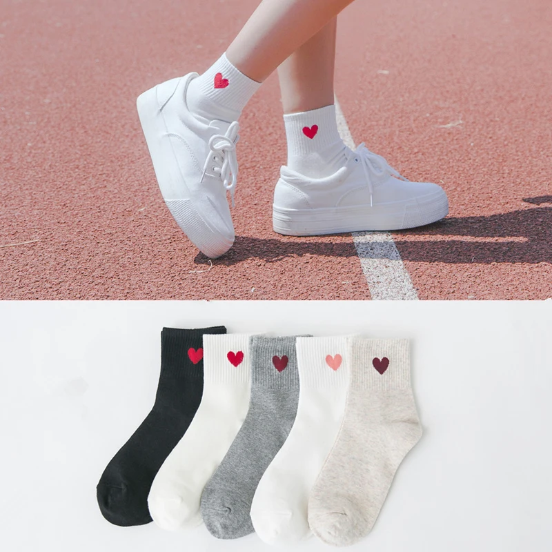 Women Socks Cotton Short Socks Harajuku Novelty Love Heart Pattern Socks Hip Hop Solid Color Cute Socks Black White Sokken Soks