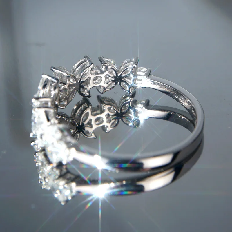 Huitan Romantic Flower Design Bridal Wedding Rings AAA White CZ Stone Luxury Accessories for Women Statement Jewelry Wholesale