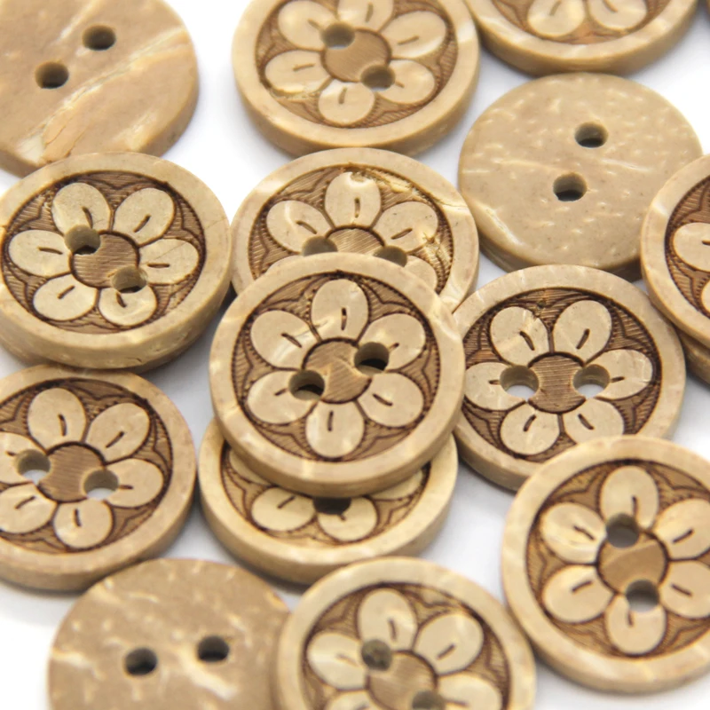 Natural Eco-friendly Flower Style Carved Wooden Sewing Buttons DIY Craft For Scrapbooking Wood Decorative Accessories Wholesale