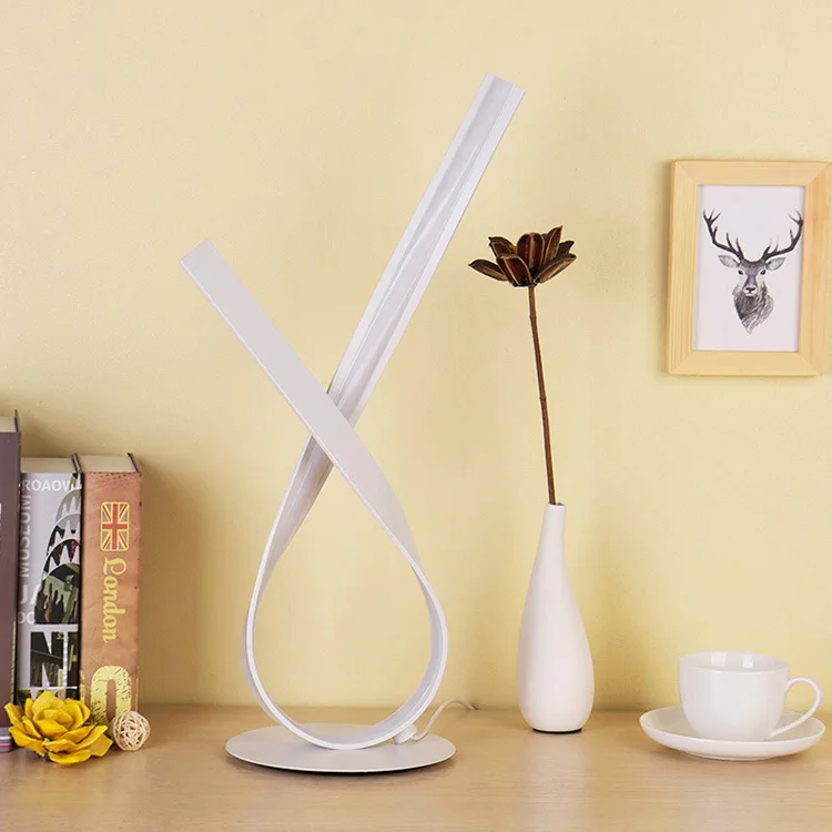 ลดแสง 12W LED โคมไฟตั้งโต๊ะไฟข้างเตียงเปิด/ปิดปลั๊กห้องนอนวอร์มไวท์หรี่แสงได้