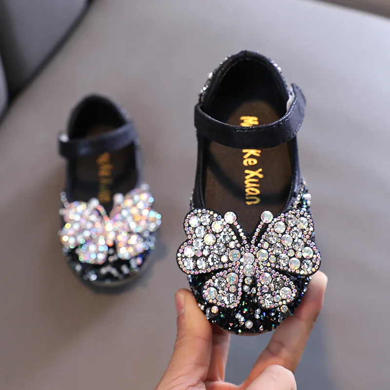 Zapatos de cuero con lentejuelas para niña pequeña, zapatos individuales con lazo a la moda para niño, zapatos de boda con diamantes de imitación brillantes