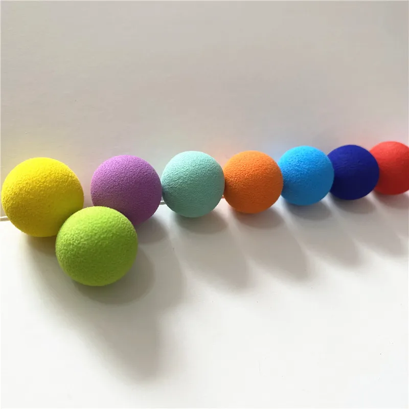 Bolas macias coloridas da esponja da espuma de eva de 100 pces 20mm para a bola da prática das crianças