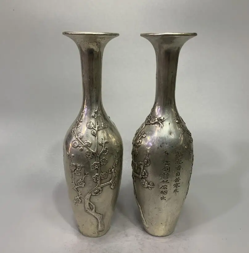 

Archaize White copper plum blossom vase sitting room decoration crafts statue A pair