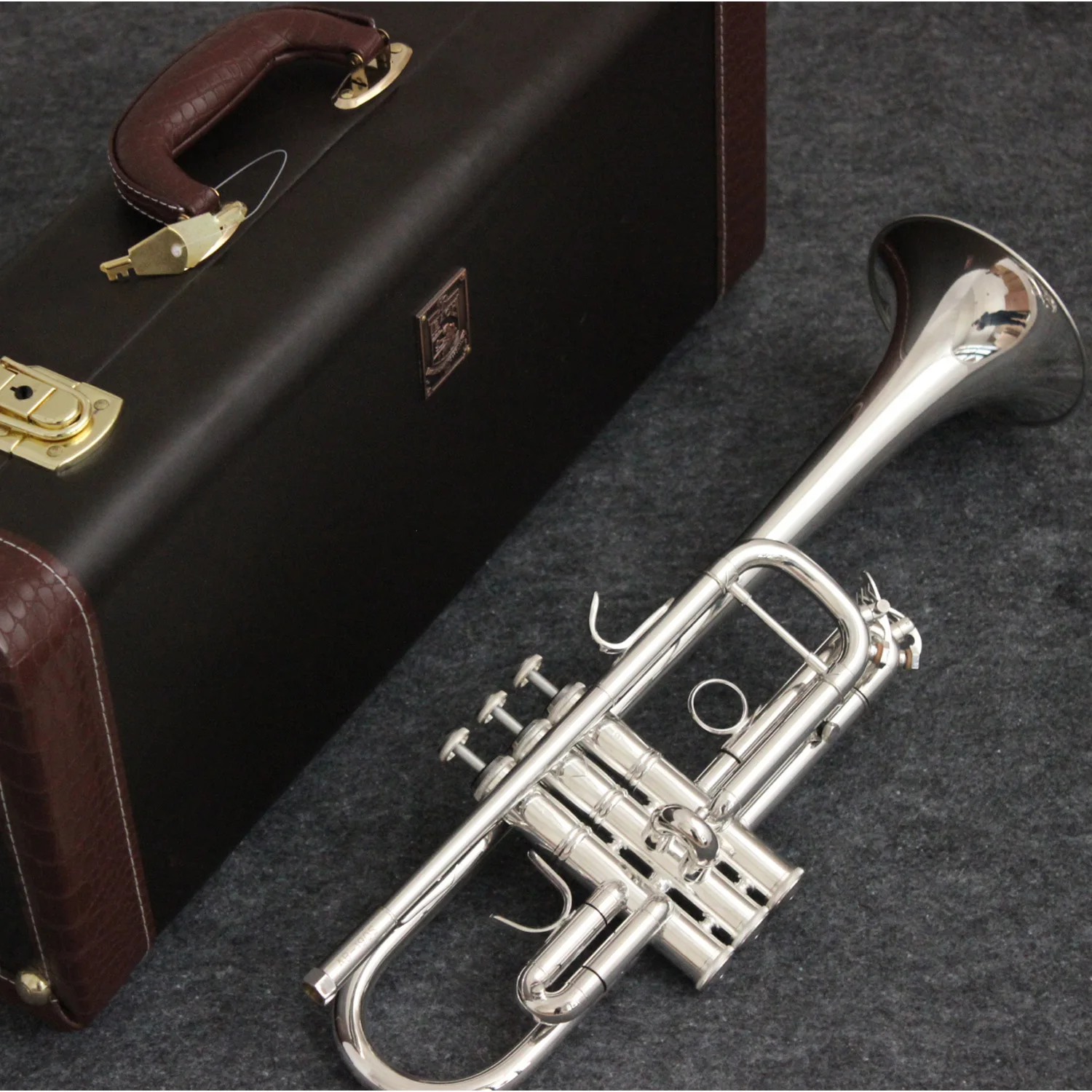 

New Music Fancier Club C Trumpet AB-190S Silver Plated Music Instruments Profesional Trumpets 190S With Case Mouthpiece