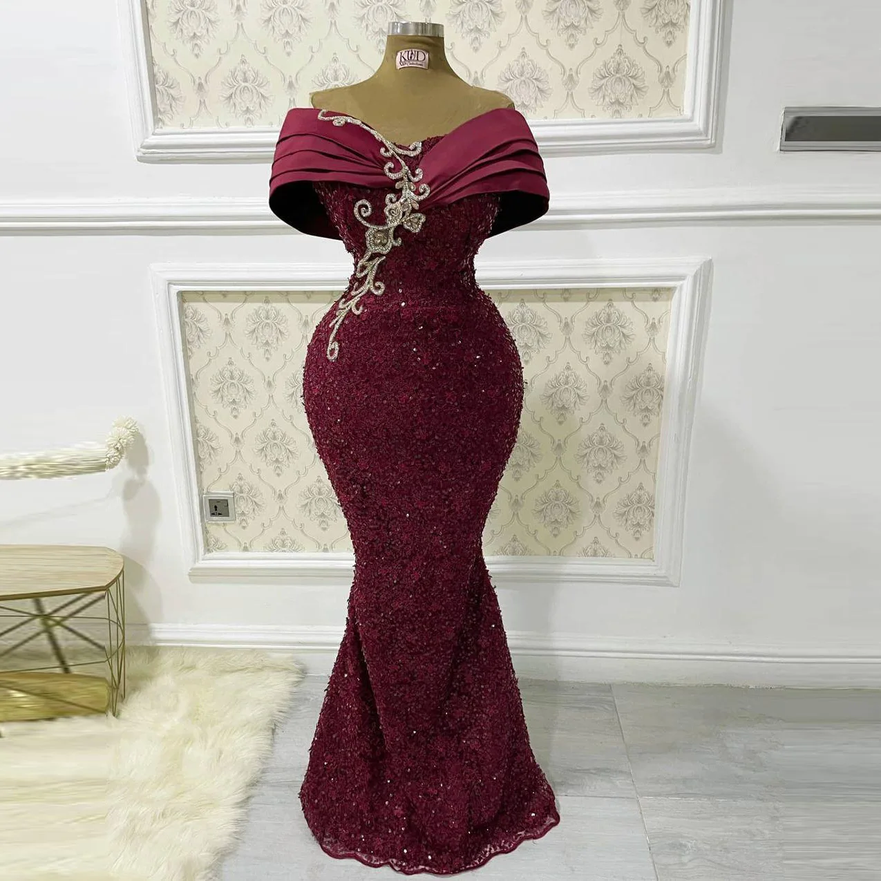 Burgundy Lace Mermaid Prom Dresses Off The Shoulder Beads Applique Aso Ebi Evening Dress Plus Size African Formal Party Gowns