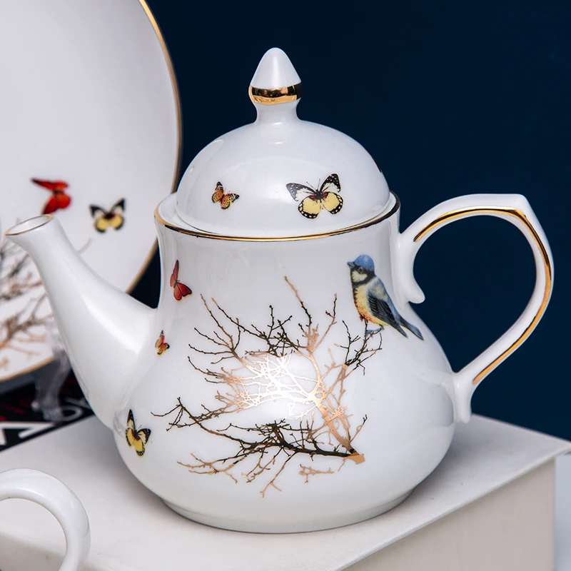 Light luxury coffee cup and Saucer Set European style small luxury Bone China Gold depicting exquisite English afternoon tea cup
