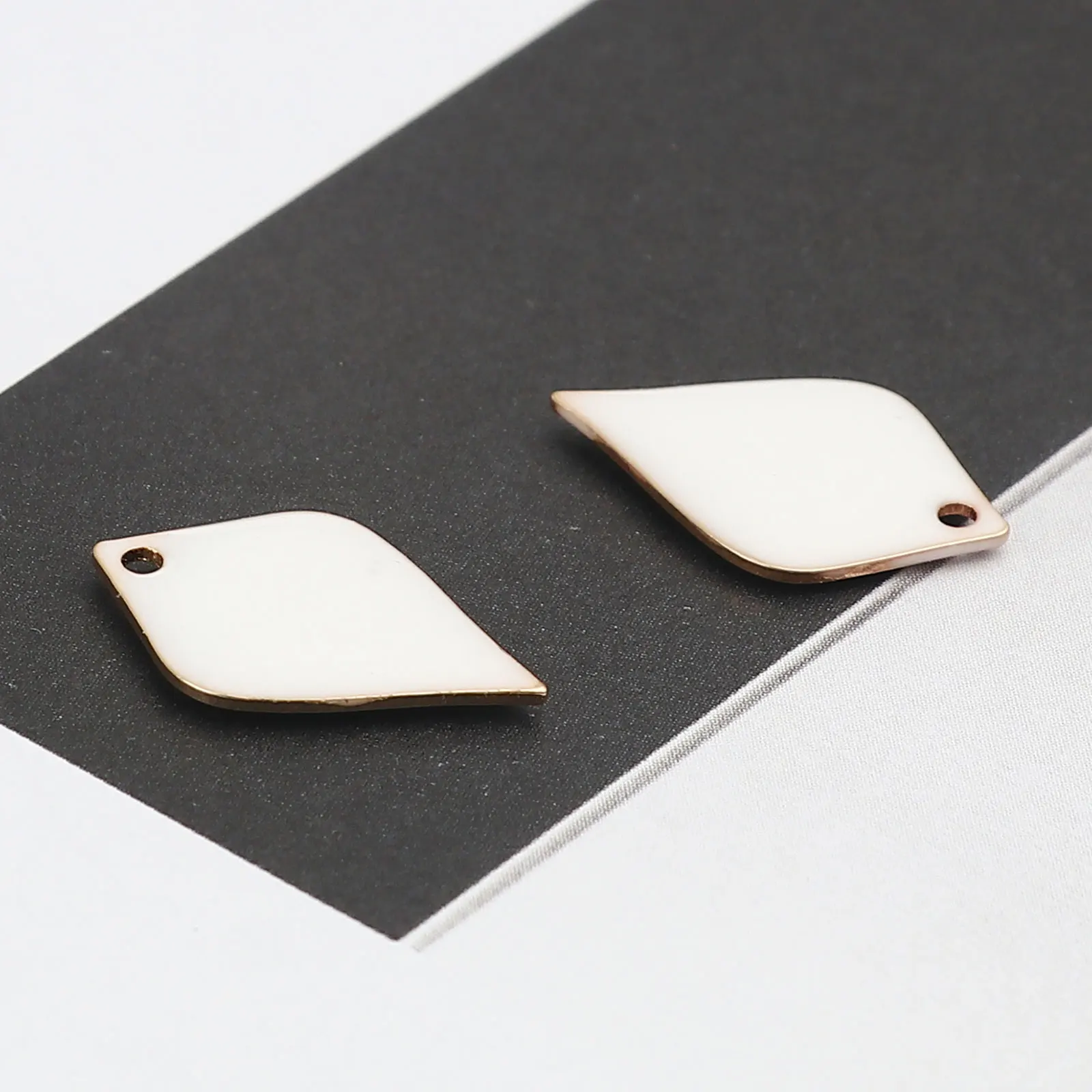 DoreenBeads 10PCs Double Faced Enamel Petal Charms Copper Enamelled Leaves Pendant Gold Color White Petaline Charm 18x12mm