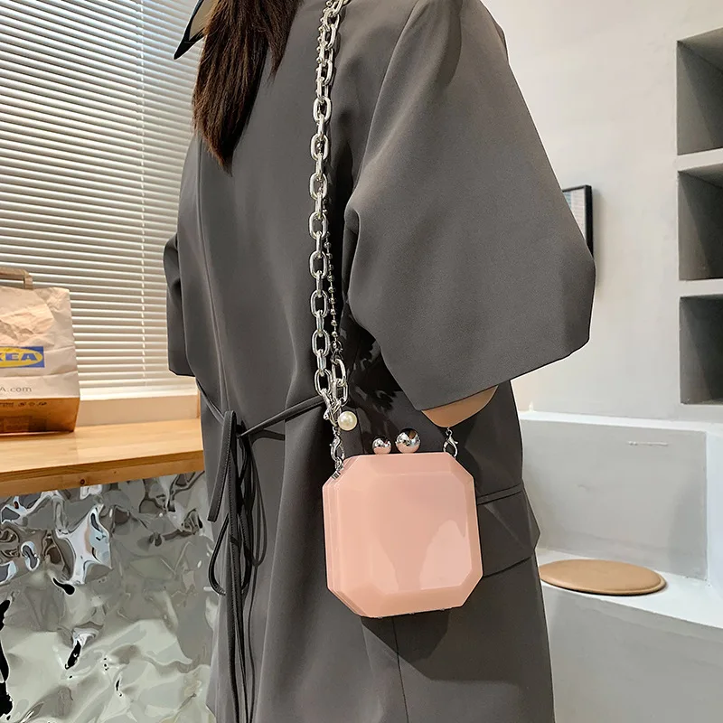 Clear Acrylic Box Mini Handbag Women Transparent Thick Chain Shoulder Crossbody Bags Travel Jelly Bag Women Clear Lipstick Purse