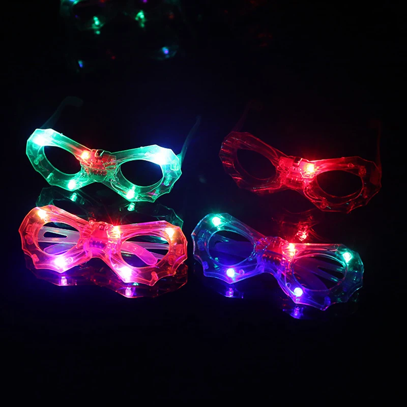 Flashing Light up Glowing Glasses New Christmas Halloween LED Party Glasses Supplies Glow In The Dark In Toys Neon Rave Party