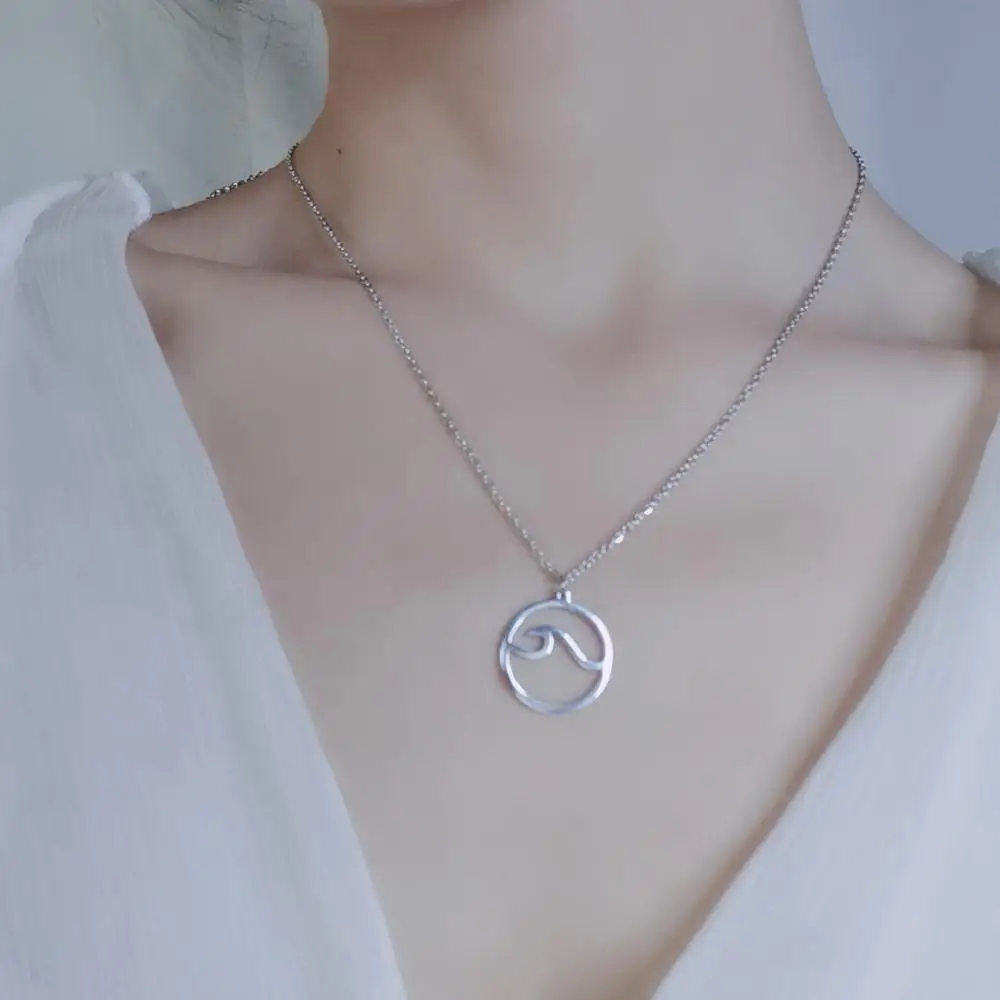 

European and American beach seagull stainless steel wave necklace female clavicle chain