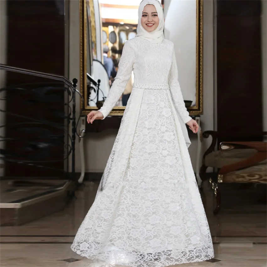 

Classic Muslim Lace Wedding Dresses Long Arabic Bridal Gowns With Hijab Islamic Long Sleeve Bridal Dress Robes de mariée