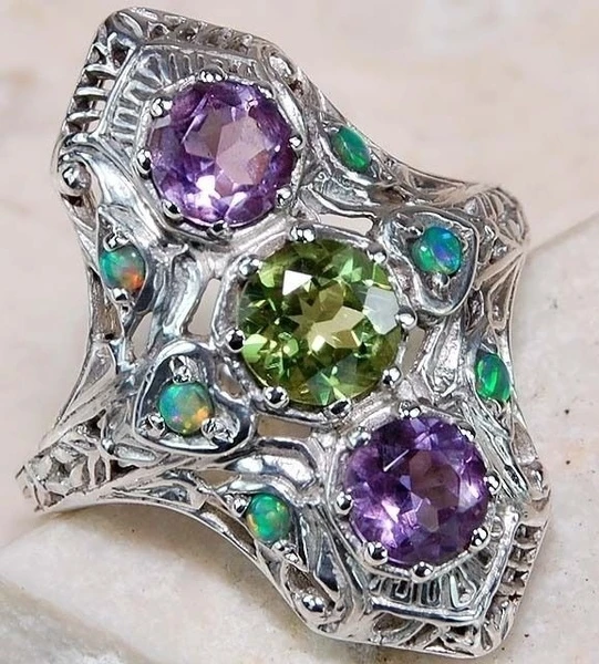 Luxury Gorgeous Women Jewelry Imitation Green Opal Purple Olive Zircon Bridal Rings for Wedding Engagement Set Gifts