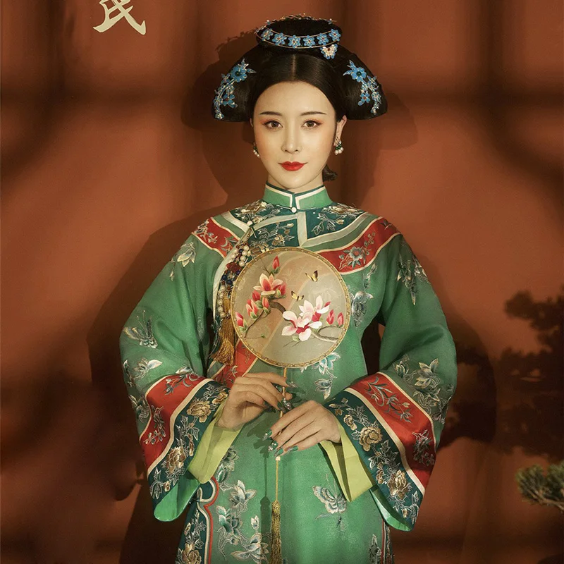 WYJN Qing Dynasty Female Empress Princess Costume Delicate Embroidery Cosplay Hanfu for Drama RuYi's Royal Love in the Palace