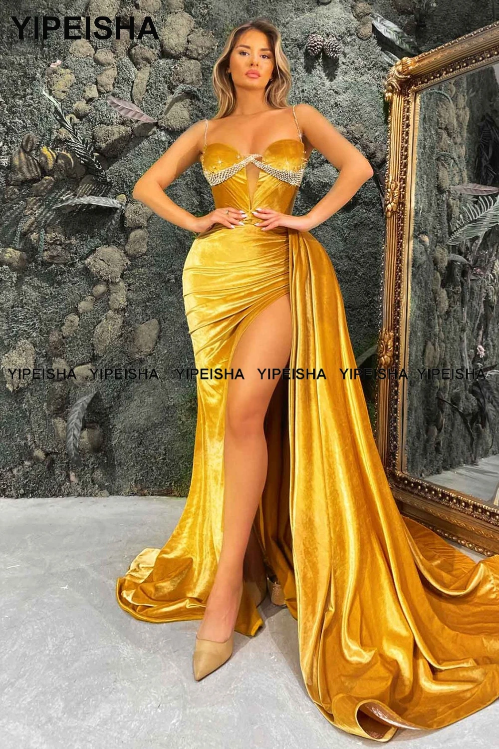 Yipeisha Velvet Prom Dresses Sexy Spaghetti Straps Gold Evening Gown with High Slit Sparkly Mermaid Party Banquet Dress New