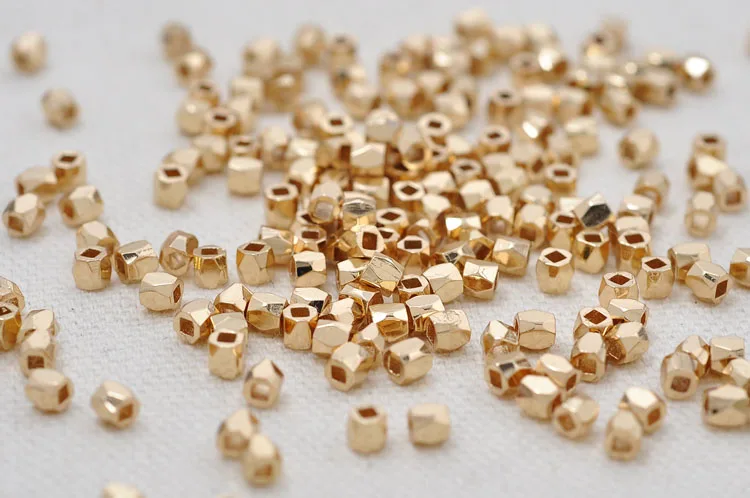 

JFE35 Wholesale 100pcs Square Beads Accessories Gold Electroplated Spacer Beads For Fashion DIY Jewelry Making Findings 1.5-3mm