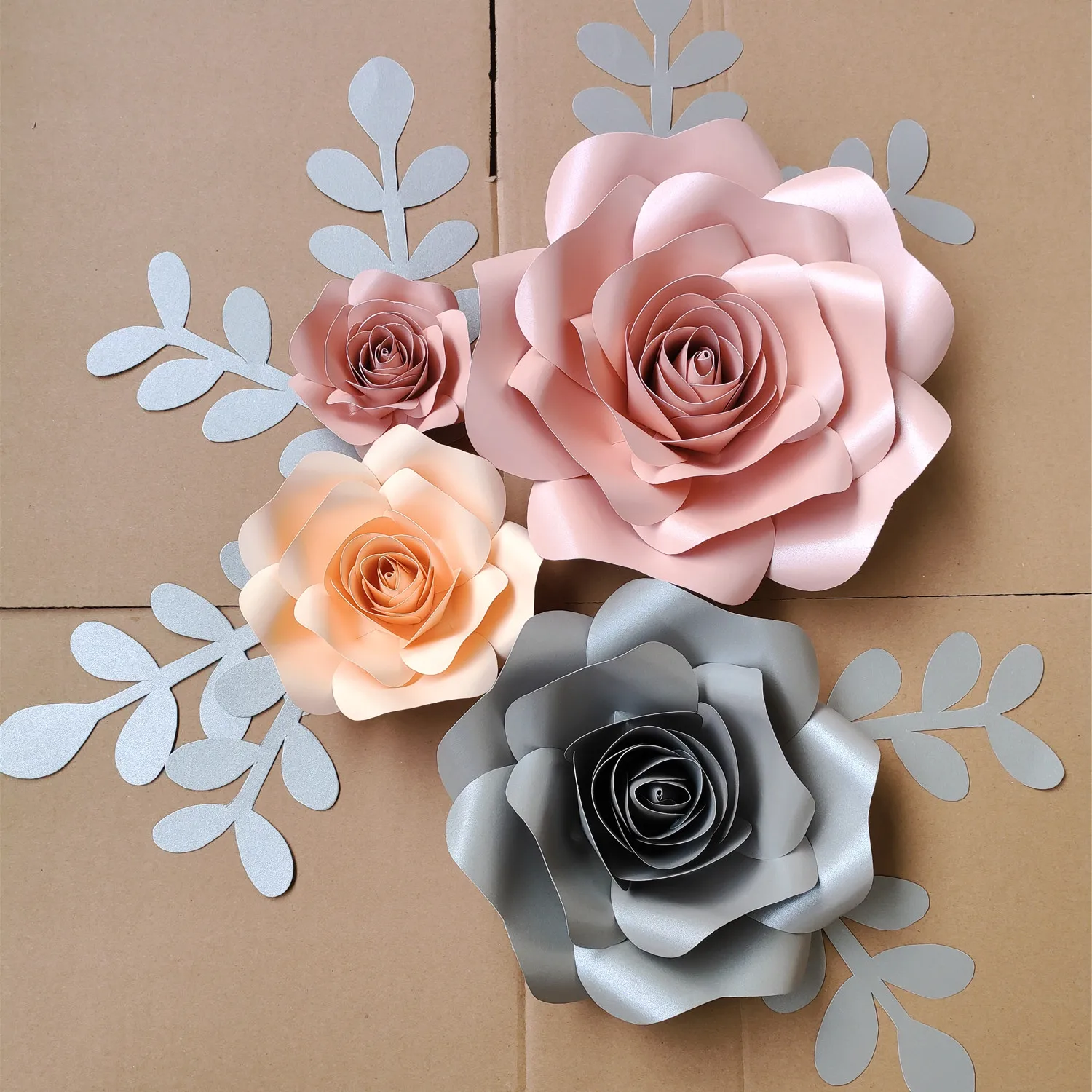 4 paper flowers 8 leaves Wedding window background decoration hand - made three-dimensional paper flowers Flowers for the party