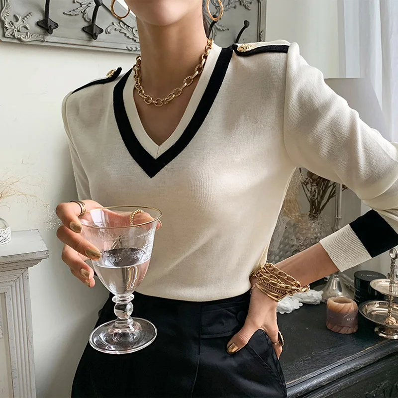 

Croysier Women Button Epaulet Office Elegant Knitted Sweater 2021 Fashion Contrast Color Trim V Neck Pullover Sweaters Jumper