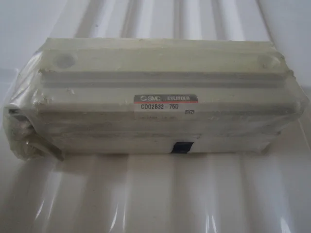 

Датчик цилиндра воздуха CDQ2B32-75D