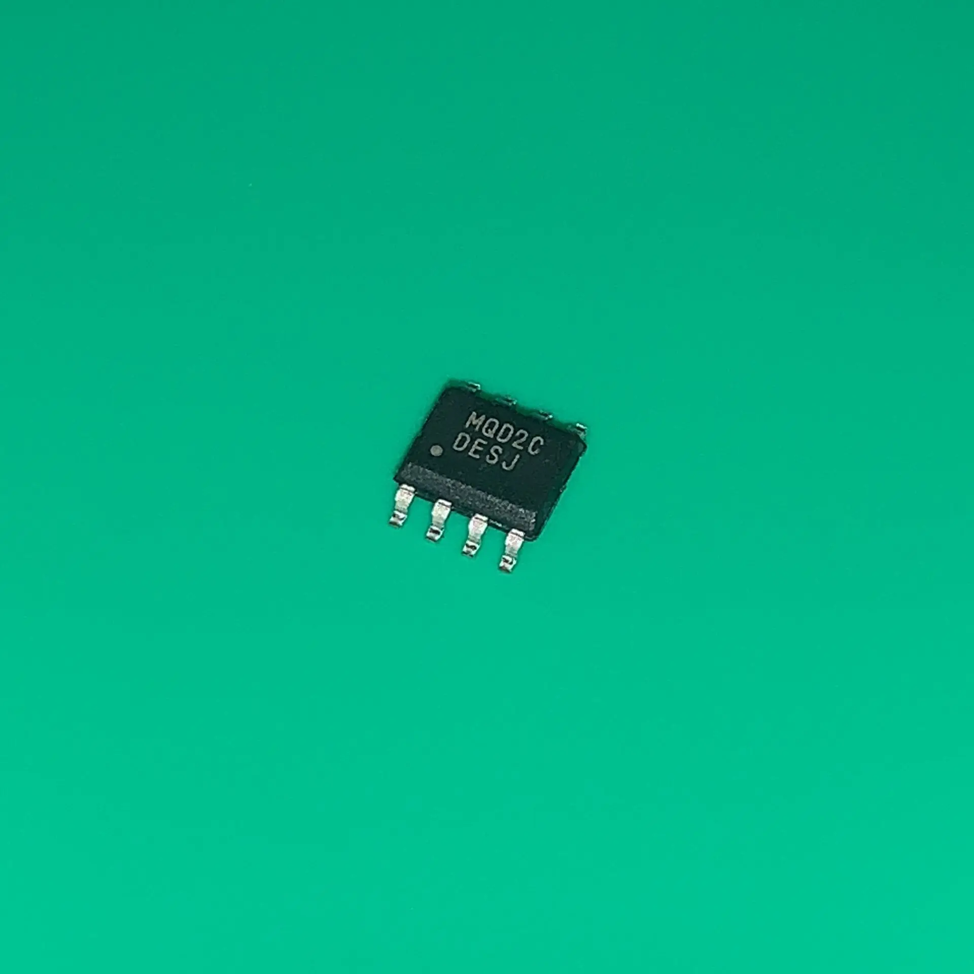 2pcs/lot MC9S08QD2CSC SOIC8 MQD2C MC9S08QD2 CSC IC MCU 8BIT 2KB FLASH 8SOIC MC9S08QD2CSCR MC9S08 QD2CSC MC9S 08QD2CSC MC 9S08QD2