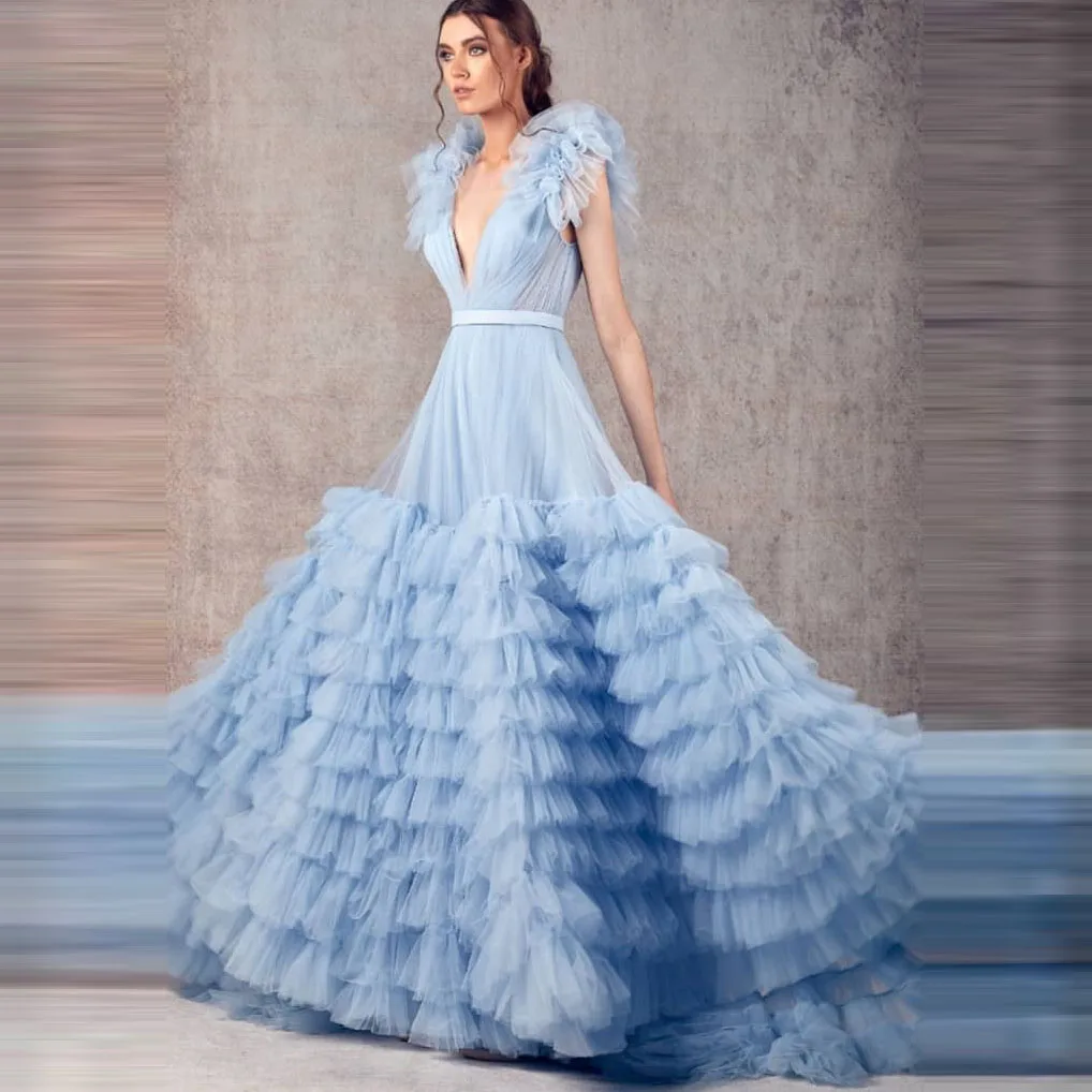 Mode Prom Jurk Dubbele Diepe V-hals Gelaagde Ruffle Tulle Baljurk Met Trein Blue Bruidsmeisje Jurk Maten Beschikbaar