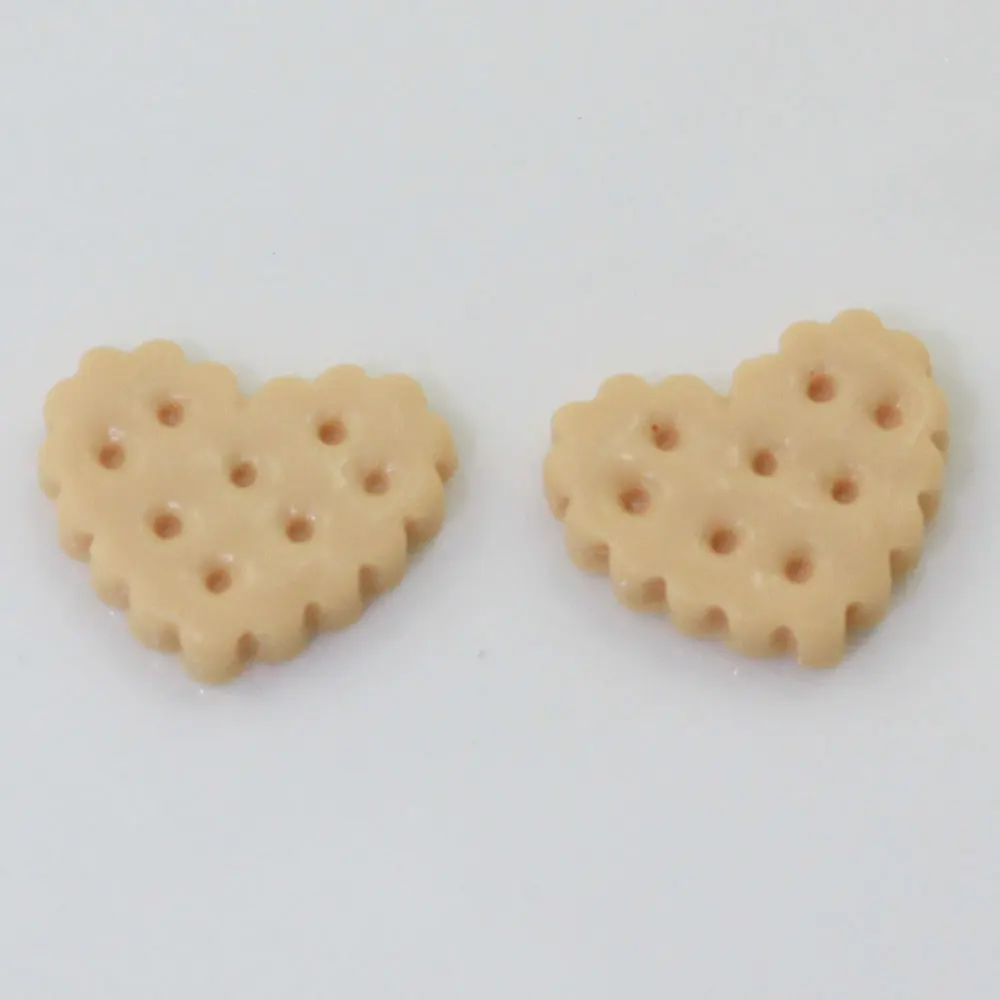 Kawaii Biscuit in Heart Shaped Resin Cabochons, DIY Flatback, Purple and Brown Color, Craft Accessories, 100 PCs, 50PCs