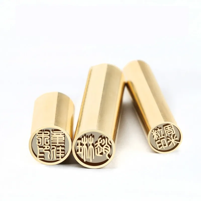 Custom Metal Personal Stamps Round Chinese Name Special Stamp Portable Exquisite Teacher Painter Calligraphy Painting Brass Seal