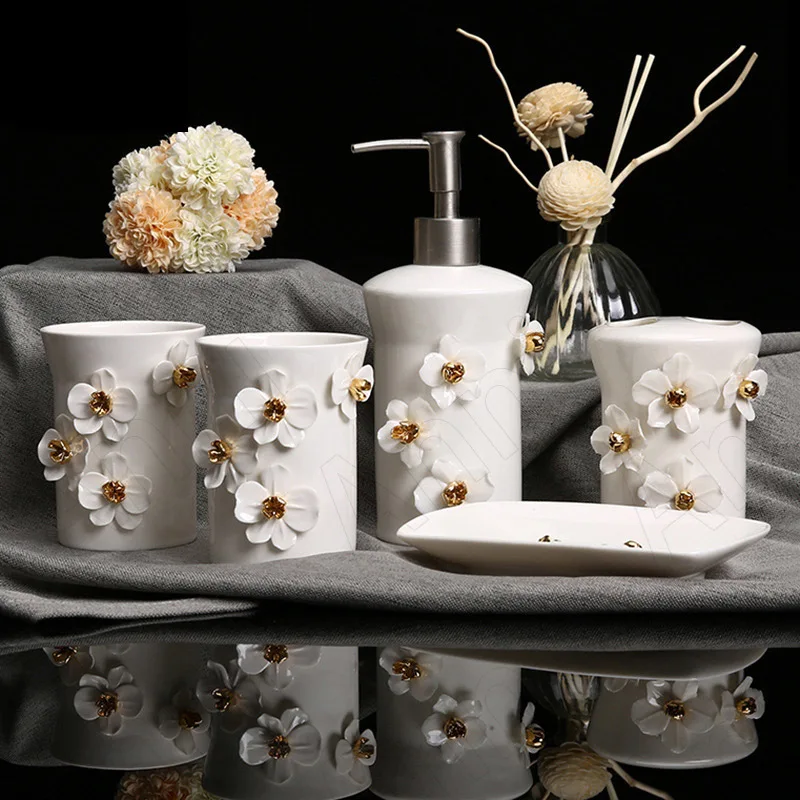 

Creative Flower Relief Craft Bathroom Accessories Set Ceramic European Modern Five Piece Set Shower Accessories Home Decoration