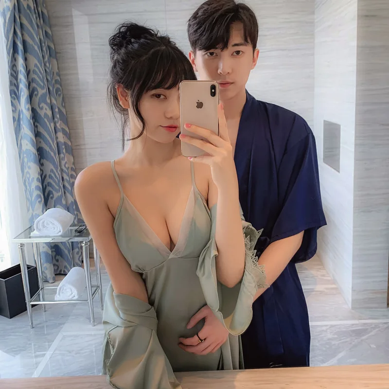 

Sexy Silk Satin Couples Nightgown Female Nightdress With Chest Cushion V-Neck Suspender Dress Men's Morning Gown Lovers Hotel