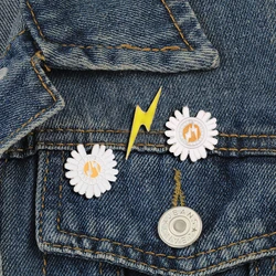 Lightning Daisy Enamel Pins Cartoon Cute Flowers Brooches for Women Men Lapel Pin Badges Design Jewelry Clothes Accessories