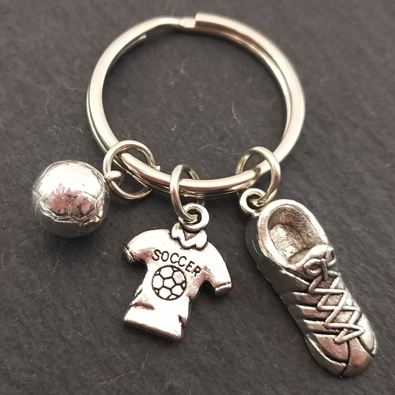 Fashion football Metal Keychain men gift Key chain Soccer Shoes and Football Car Key Ring Gift party Keychains Jewelry