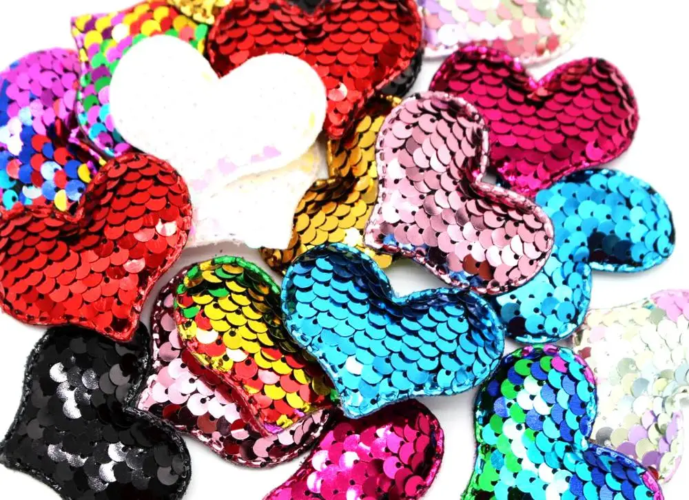 20PCS 5.5mmx 4.4mm multicolor reversible sequined heart patch hairpin glitter DIY crafts decoration mix cloth paste  aste fashio