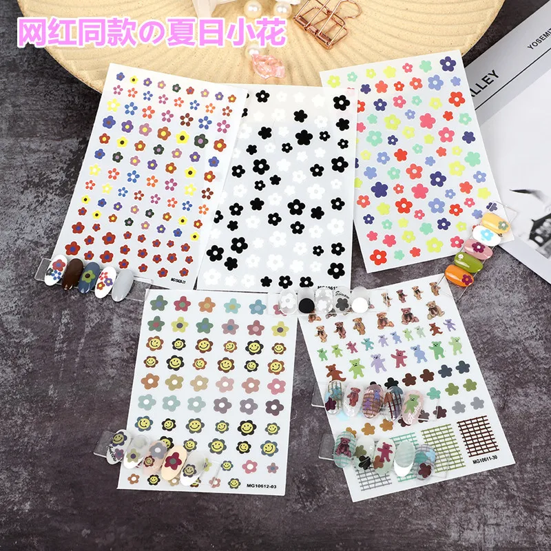 High Quality Fashion Hot Selling Nail Stickers Summer Flowers Dry Nail Decals Cute Bbay Bears Nail Art Maicure Japanese Style