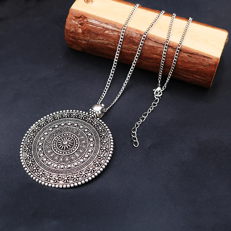 1pc Silver Plated Large Mandala Flower Pattern Charm Bohemian Style Metal Round Tag Necklace DIY Vintage Jewelry Crafts Gift