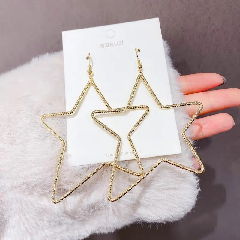 Gold Color Metal Star Pendants Hook Earrings Uneven Stripe Hiphop Girls Punk Fashion Exaggerated Hanging Earrings brincos