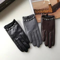 Guantes de piel auténtica para mujer, manoplas de piel de cabra con remaches, estilo locomotor, sedoso, forrado, primavera y otoño, L096NN