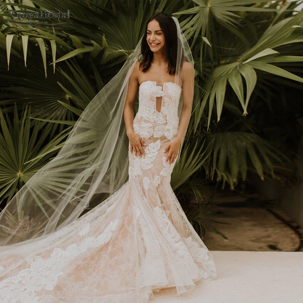 

Fashion Nude Lining Lace Wedding Dresses Unique Mermaid Bridal Gowns V-Neck Elegant Vestido De Noivas Chic DW431