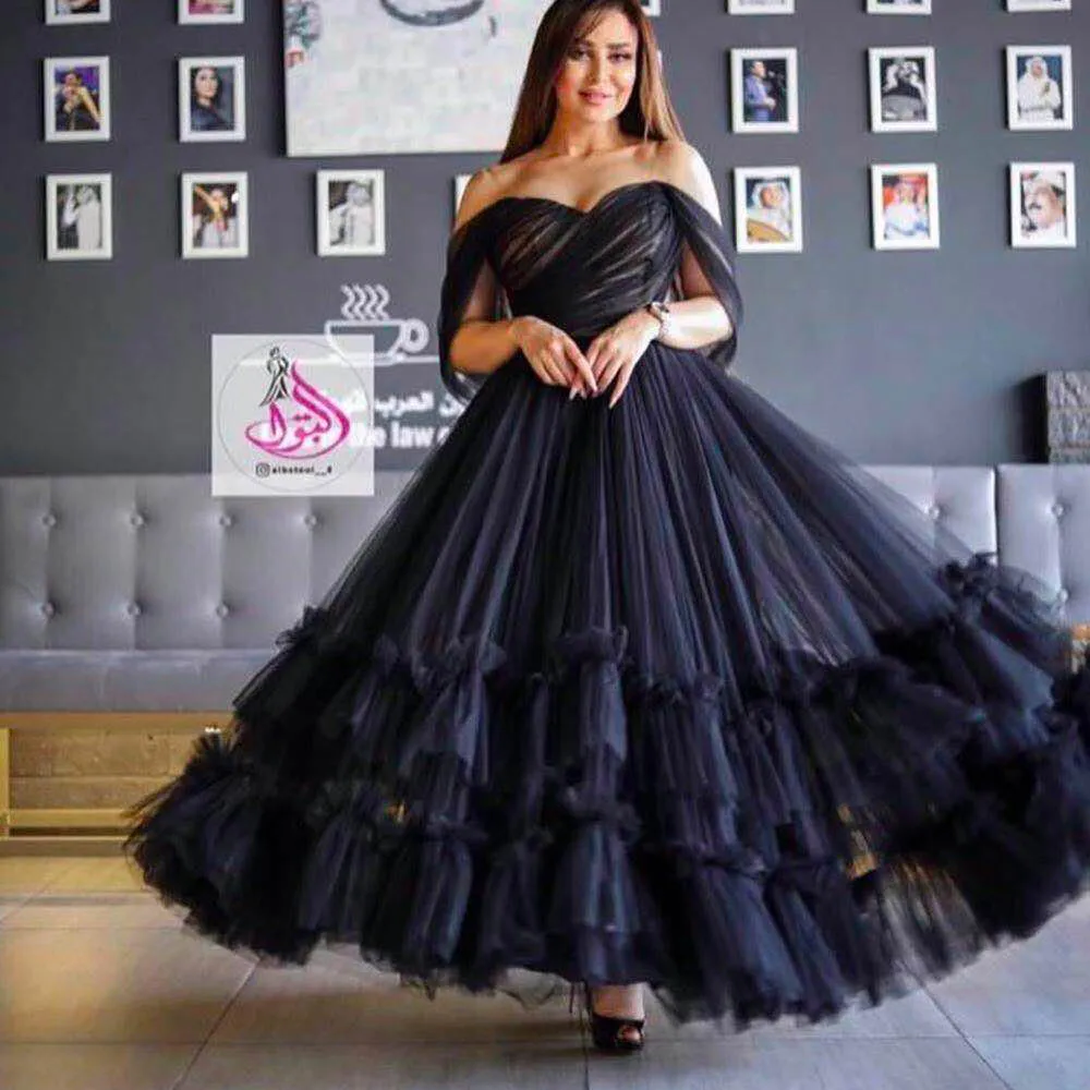 Vestidos de Fiesta negros con hombros descubiertos, escote Corazón, plisado, Vestidos de Noche de tul escalonados