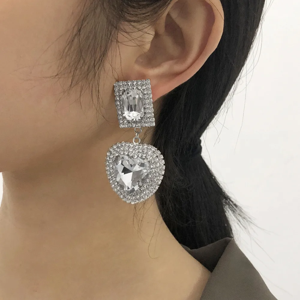 2021 Exaggerated Rhinestone Love Heart Big Gem Large Earrings for Women Luxury Crystal Heart Dangle Drop Stud Earrings Jewelry