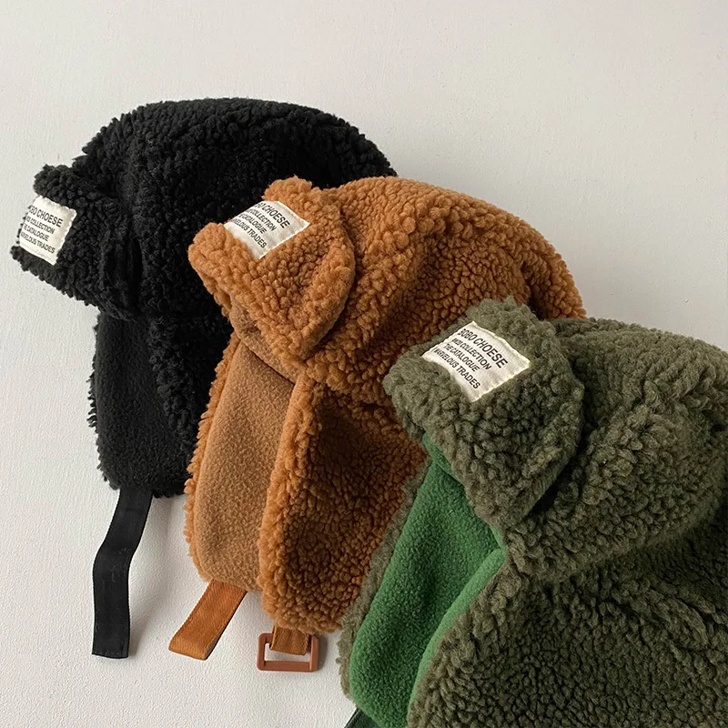 Gorros térmicos de lana de cordero para niño y niña, gorros con visera bonita, Protector de orejas de felpa para bebé, invierno y otoño