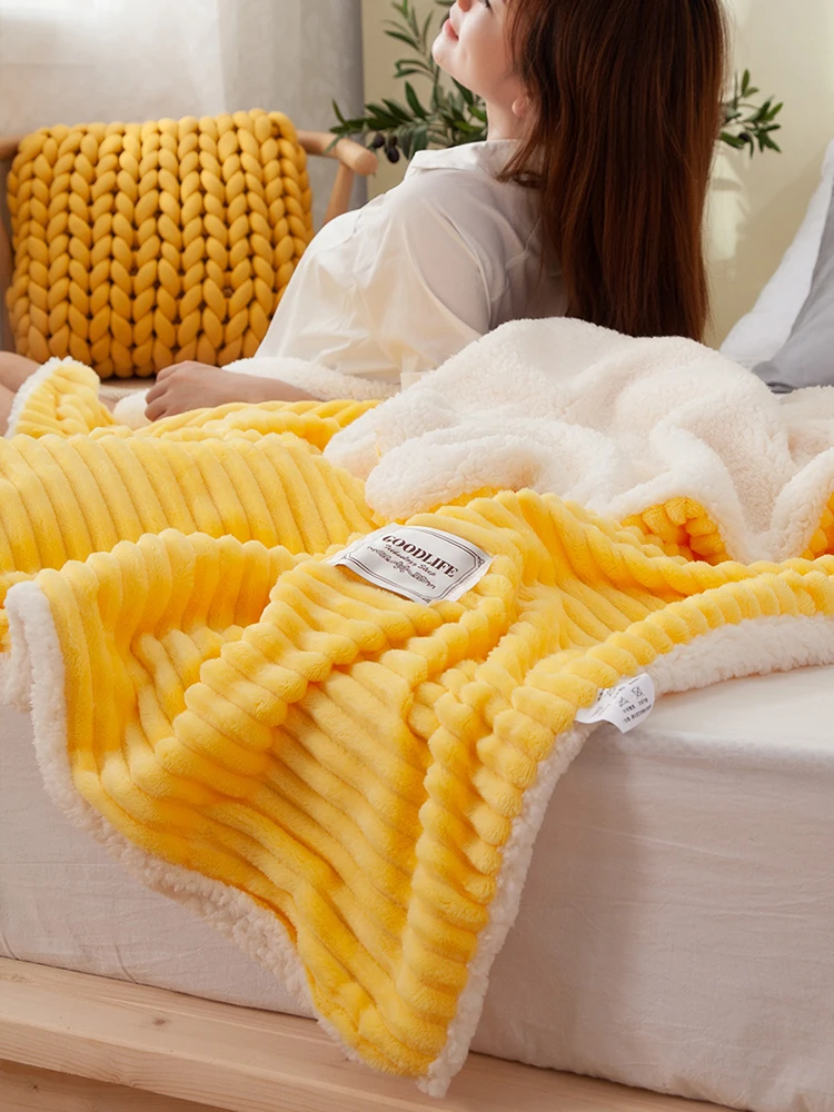 Coral Fleece Blanket Solid Color Stripes Soft Skin-Friendly Office Lunch Break Blanket Multifunctional Home Textiles