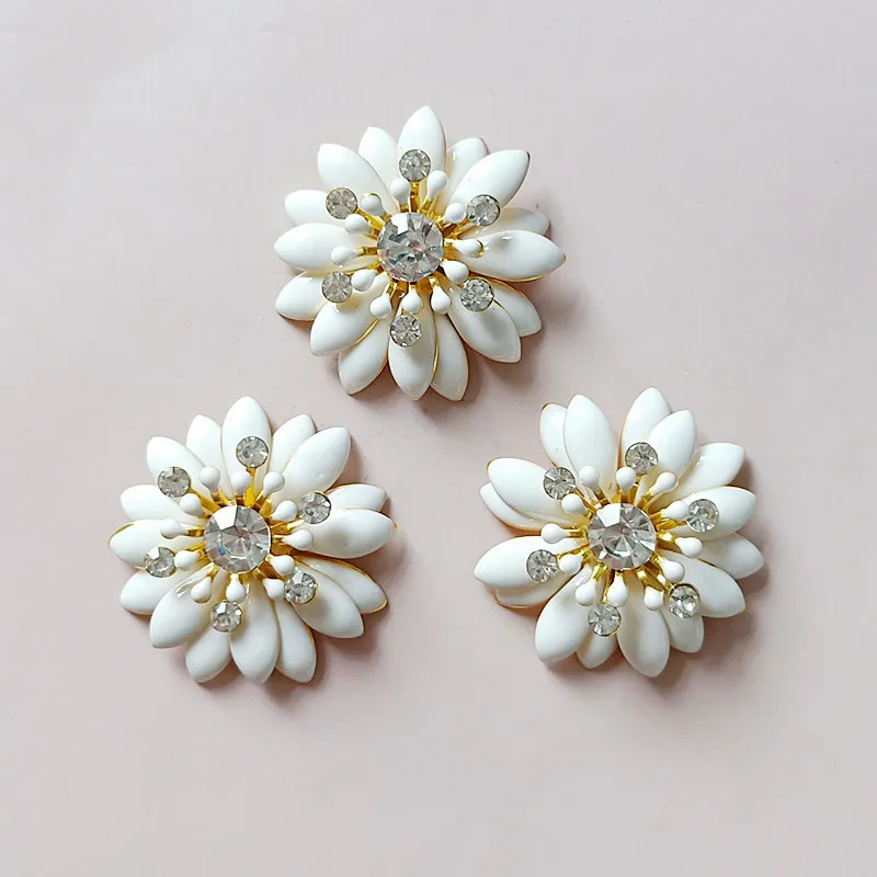 5 Pcs/lot Alloy Drop Oil Sunflower Metal Buttons Diy Hair Accessories Sun Flower Bridal Headwear Material Decorative Buttons