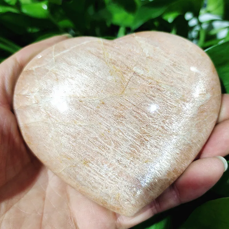 

AAA Natural Orange Moonstone Heart Witchcraft Spirit Energy Healing Feng Shui Healing Crystal Ornament