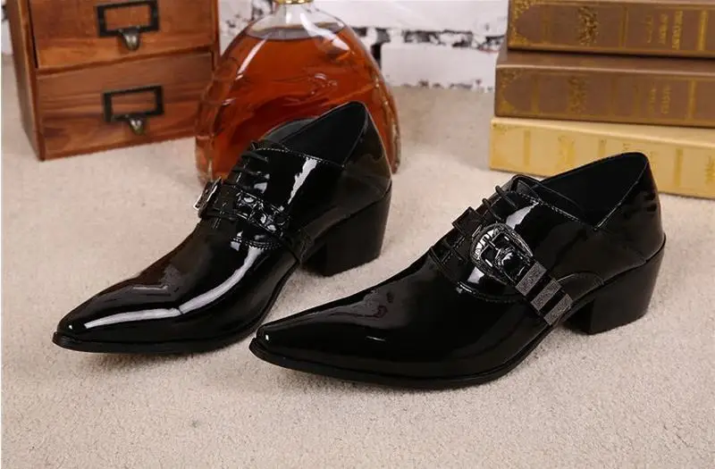 

Luxury Mens Patent Leather Shoes Genuine Leather Black Formal Men Dress Shoe For Wedding Party Buckle Business High Heel