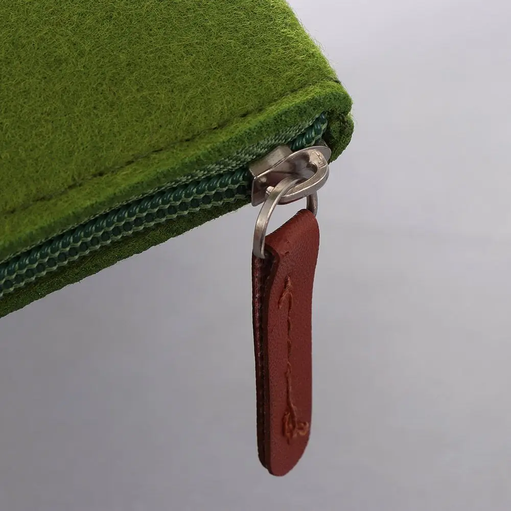 Cheap Wool Felt Mini Coin Purse Wallet Women Men Change Bag Credit Card ID Holder Wallets Key Chain Mini Bag Felt Retro Bag