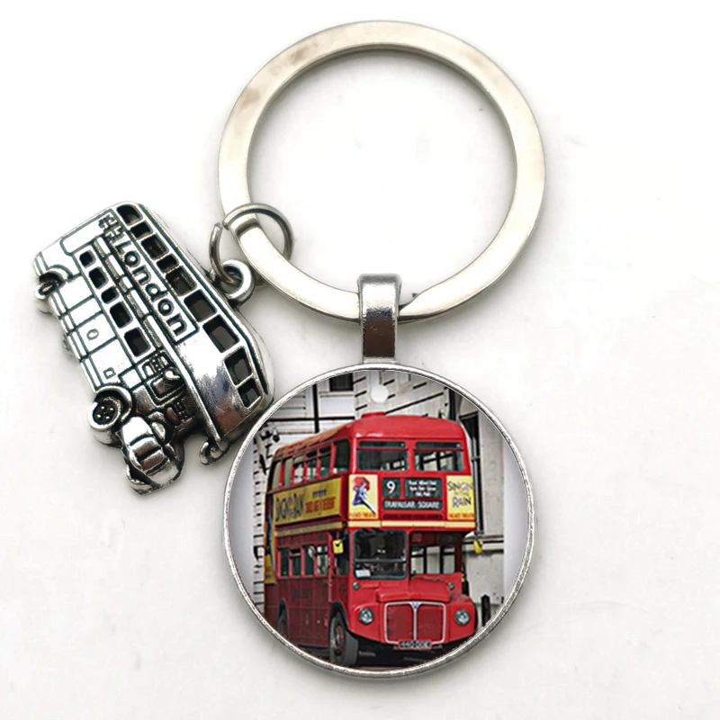 The New 2020 Vintage London Bus Keychain Bronze Bus Pattern Glass Convex Round Keychain London souvenirs DIY Jewelry Gift