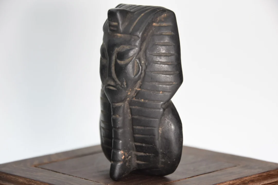 Exquisite Hongshan Culture Meteorite (Pharaon) Ornaments