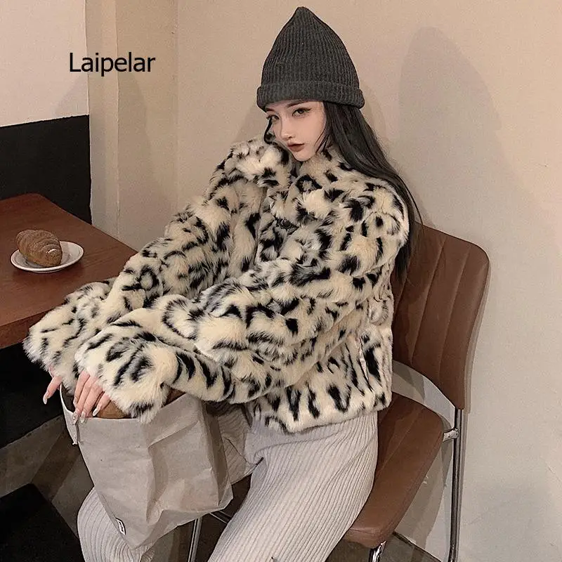 Fashion Leopard Korte Furry Jacket Womens Voorjaar Warm Houden Faux Bontjas Vrouw Koreaanse Turn-Down Kraag Pluche Jassen